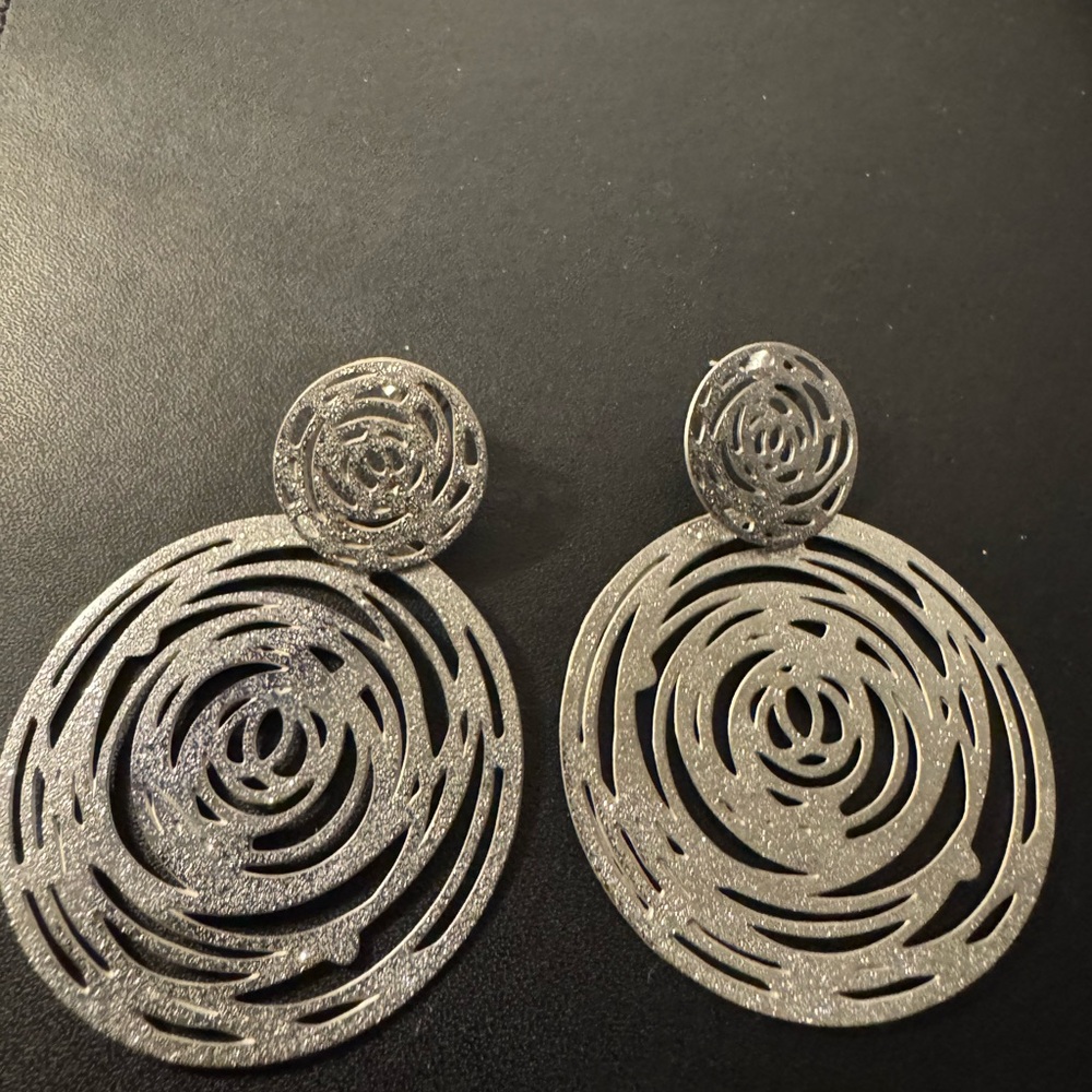 Brand new silver earrings